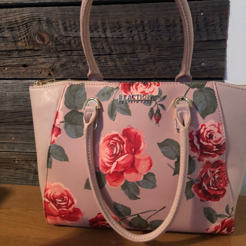 Handbag - Picture 3 of 3